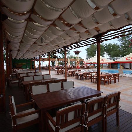 Hotel Central Mamaia Bagian luar foto