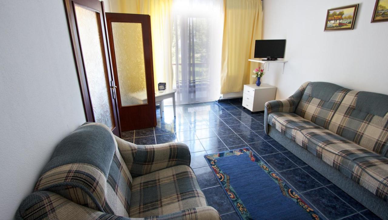 Hotel Central Mamaia Bagian luar foto