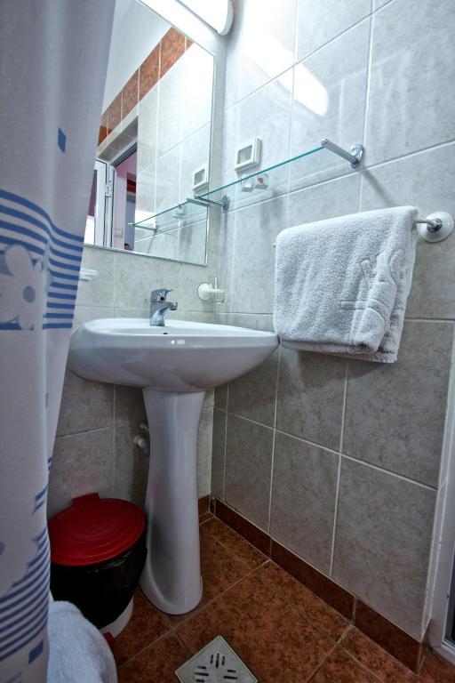 Hotel Central Mamaia Ruang foto