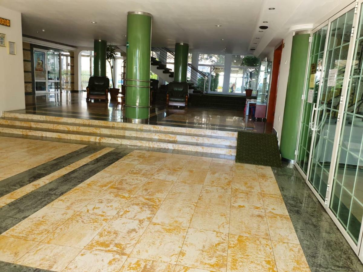 Hotel Central Mamaia Bagian luar foto
